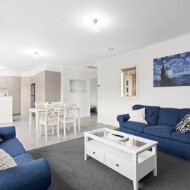 Stylish Newly Renovated Unit 7 Min From CBD