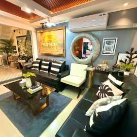 The White Haven In Clark ENTIRE HOUSE, hotel a Ángeles