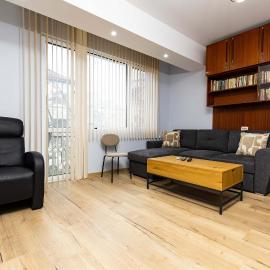 Cozy Floor from a House Near the City Center by Flat Mаnager, hotel u gradu Plovdiv