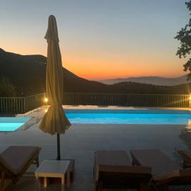 Kouvarata Villas Stavros, hotel Vathíban