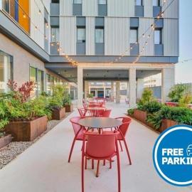 Home and CoLiving Pamplona, hotell i Pamplona