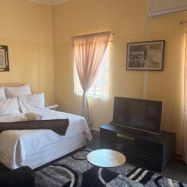 Philly-Wen Guesthouse, hotel in Schweizer-Reineke