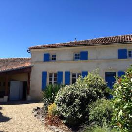 Mortafond-L'Échappée Douce, Charming Rural Retreat, khách sạn ở Néré
