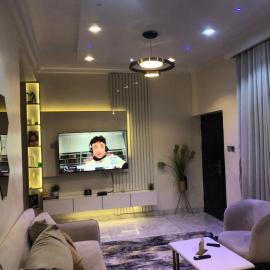Modern Luxury 2-Bedroom Apartment