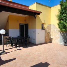 Cascina Vittorio, Relax in campagna con barbecue vicino Gallipoli, hotel en Noha