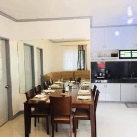 A Unique and Cozy WholeHouse in Babak Samal Island, khách sạn ở Samal