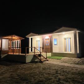 Beach House Retreat Modern, Cozy & Steps to the Sea โรงแรมในฟิเอร์