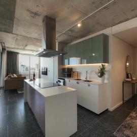 ONEHUNDRED on M - Fluent Serviced Apartments, viešbutis Keiptaune