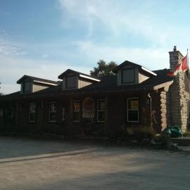 The Spirit Rock Outpost & Lodge，瓦爾頓的飯店