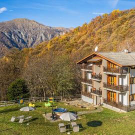 Residence La Baita, hotel em Frassinetto