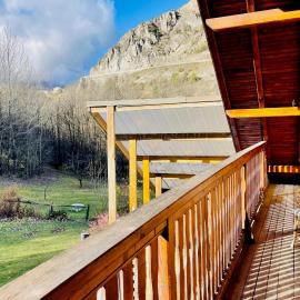 Beautiful chalet near the center of Briançon, hotel em Briançon
