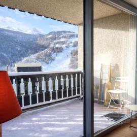 Lovely T3 with loggias close to the slopes, hotel u gradu Sen Šafre