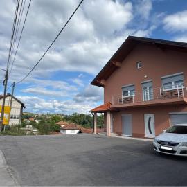Apartmani Bella, hotel in Krževići