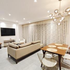 Luxury Condo Residencial Area Close to Everything