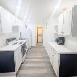 3BD, 7 min to Beach, pet friendly, 3 FREE parking!