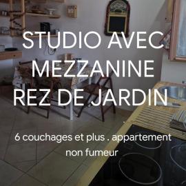 Studio avec Mezzanine 6 couchages, хотел в Péone