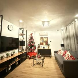Cozy 2BR House Digos With Bath Tub & Karaoke, hotel em Digos