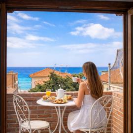 Casa MYCONIS 68Mq a due passi dal Mare di San Vincenzo, hotel en San Vincenzo