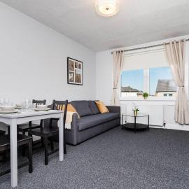 Ideal Work Stays 3BR 6 Guests Free Parking