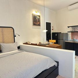 Seseh Studio, hotel in Cemagi