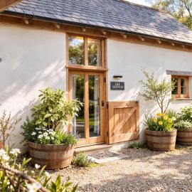NEW Luxury Devon Barn Conversion, hotel a Georgeham