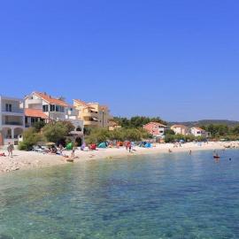 Apartmani Suzi, hotel in Slatine