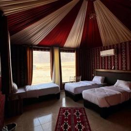 Wadi Rum Luxury Retreat – hotel w mieście Wadi Rum