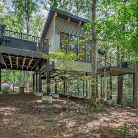 NEW - Treehouse - Dogwood, ξενοδοχείο 