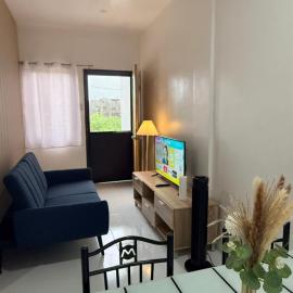 Casa Azul 20- 1BR near Dahican beach, hotel sa Mati