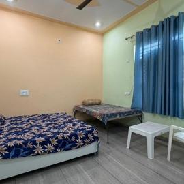 The Green Retreat, Hotel in Murthal