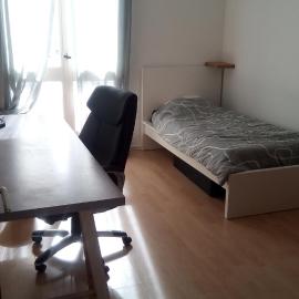chambre a louer au cœur de rennes, hotel in Rennes