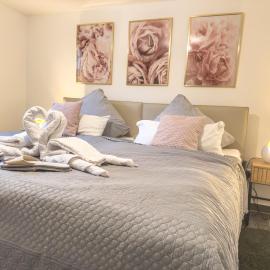 Souterrain Apartment mit eigenem Eingang und Terasse