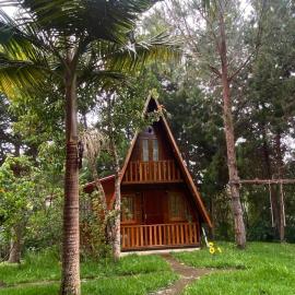 Cabañas Vivenciales La Colina, hotel em Oxapampa