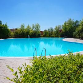 Garda Country Club by Whale Homes, hotell sihtkohas Polpenazze del Garda