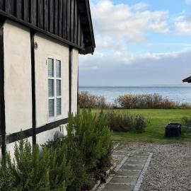 Beachhouse Humlebæk, hotel in Humlebæk