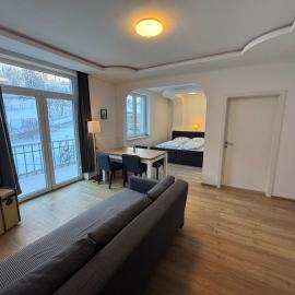 90m2 Apartment Semmering near slope, hotel u gradu Semering