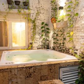 Casa Quero 914, 3br Old city wifi jacuzzi