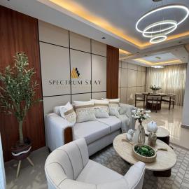 spectrum stay, hotel a Baní