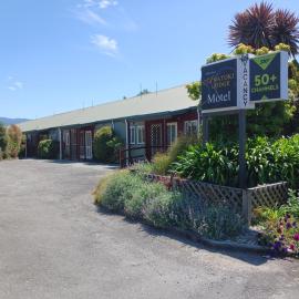 Anatoki Lodge Motel, hotel din Takaka