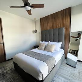 Private Room w/ Ensuite Bath & top Amenities