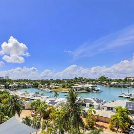 Marina Magic 2 Bed, 2 Bath apt Stunning Views, hotel in Larrakeyah