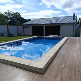Alquilo Hermosa Casa a Estrenar en San Bernardino, hotel in Caña de Castilla