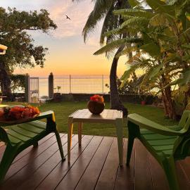 Coco Fare Beach Tahiti, מלון בPunaauia