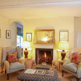 Grange Farm House, hotel u gradu Tetford