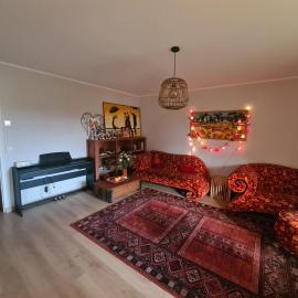 Large 4-room apartment between Switzerland and France, hotell i Prévessin