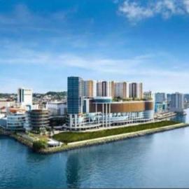 Borneo Bay City، فندق في Klandasan Kecil