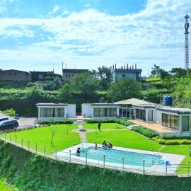 Cucubanos Villas Bhandardhara - Couple Friendly Luxury Cottages - Lake View, hotel v destinaci Shendi