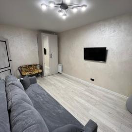 Квартира подобово, 1 кімнатна, Обухів, hotel in Obukhiv