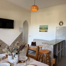 Valledoria Holiday Apartment - Piano Terra con Giardino Privato