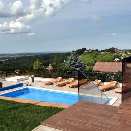 Countryside Home 39 by GREEN Croatia, hotel u Ivancu